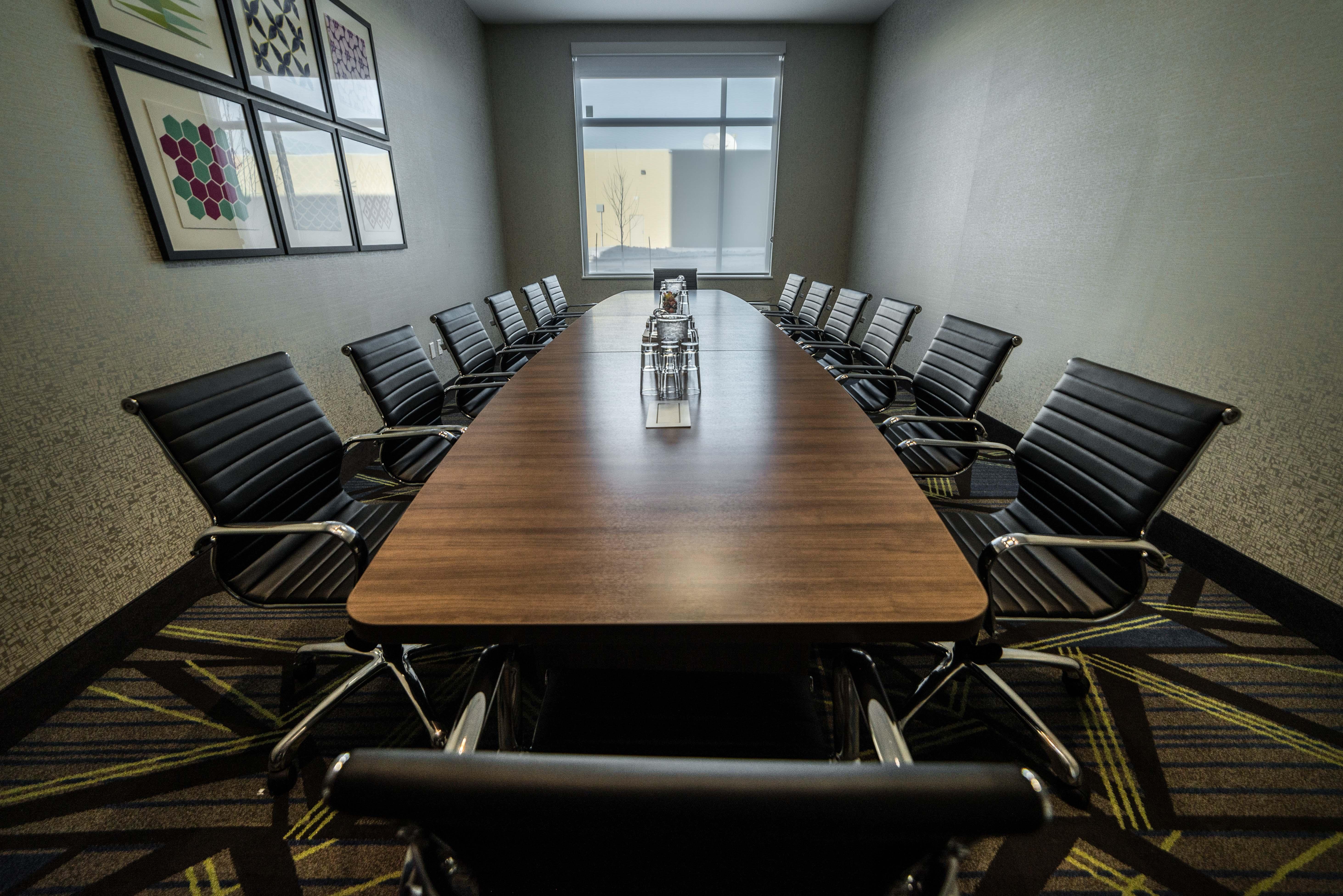 Holiday Inn Express & Suites - West Edmonton-Mall Area By Ihg Bagian luar foto