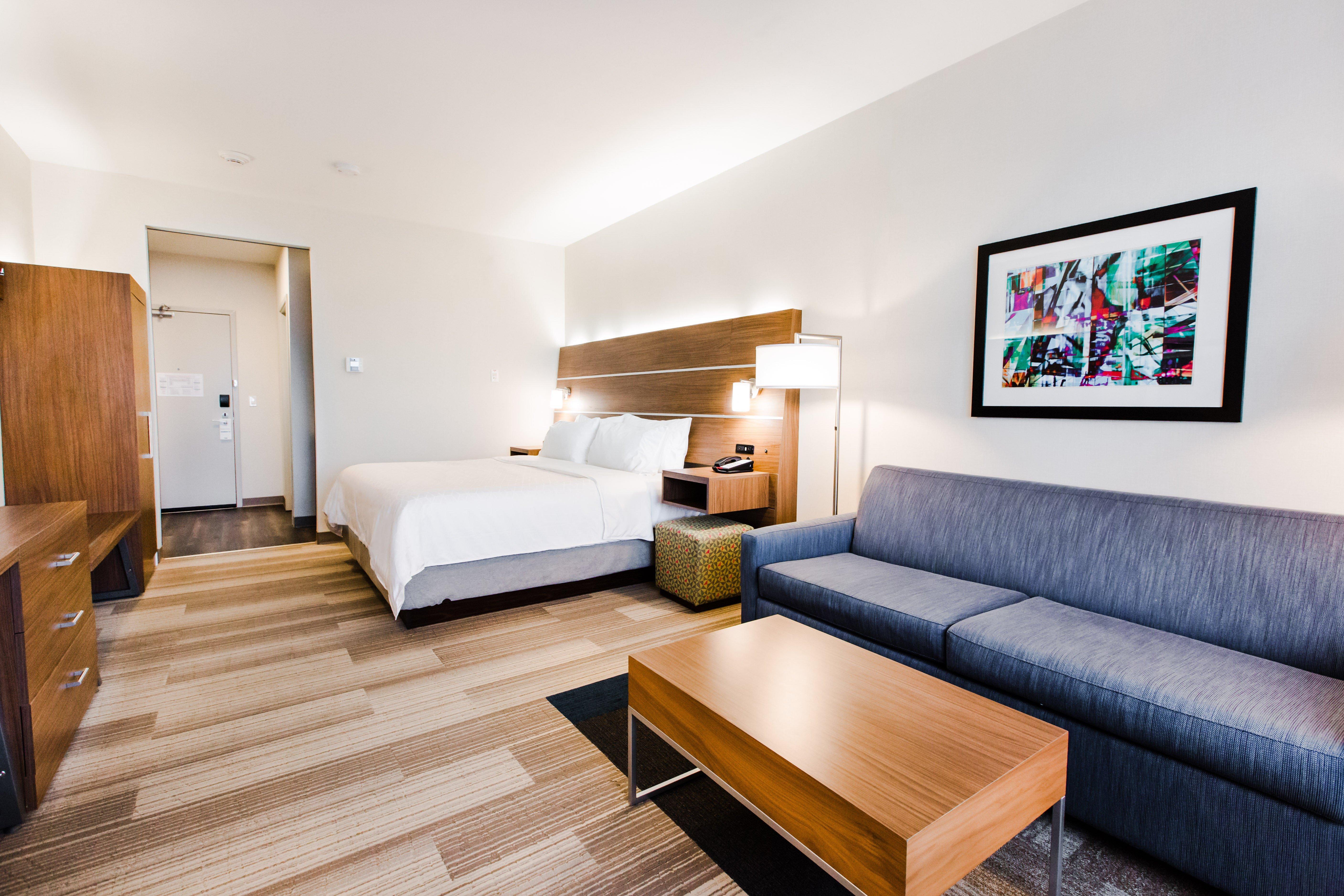 Holiday Inn Express & Suites - West Edmonton-Mall Area By Ihg Bagian luar foto