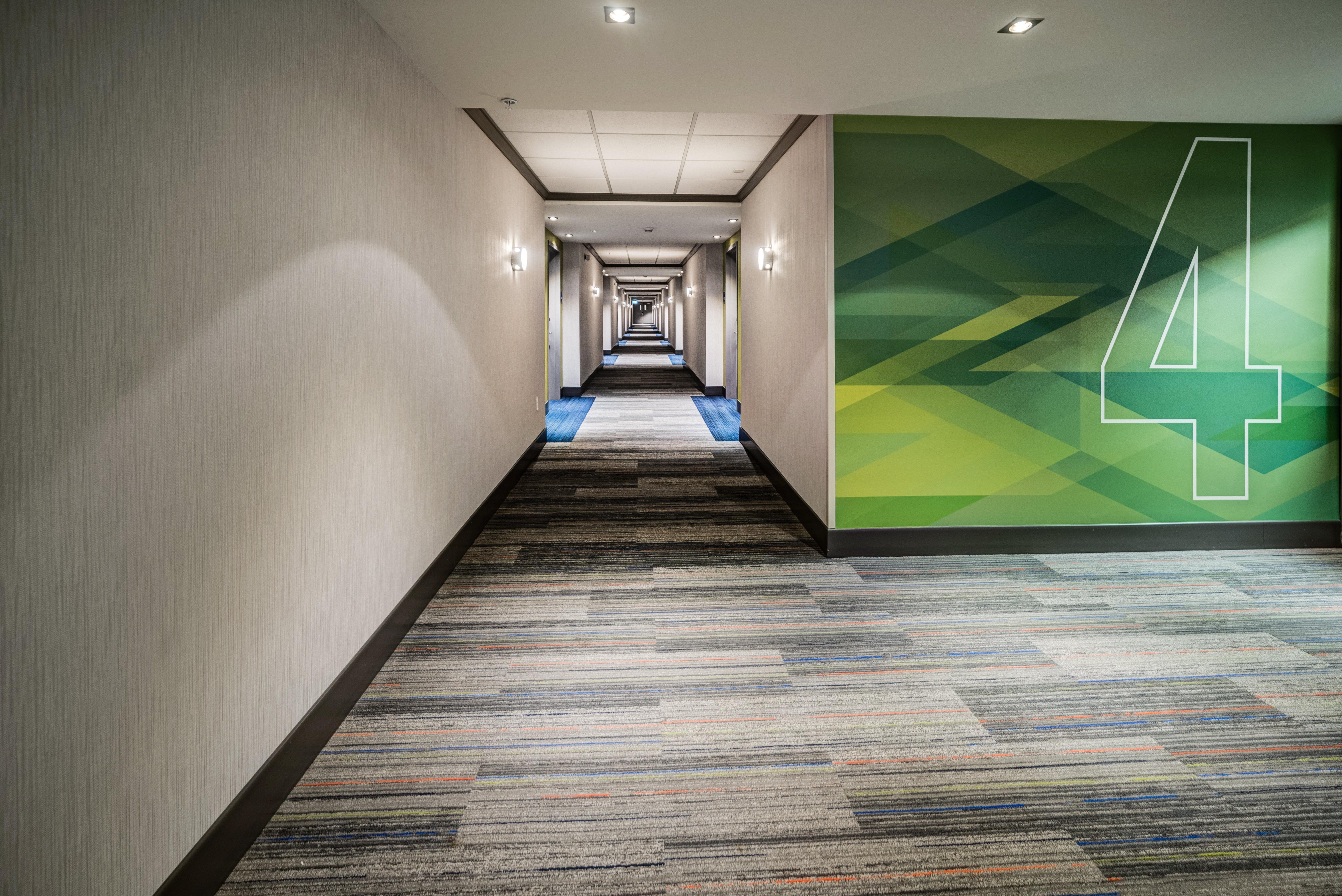 Holiday Inn Express & Suites - West Edmonton-Mall Area By Ihg Bagian luar foto
